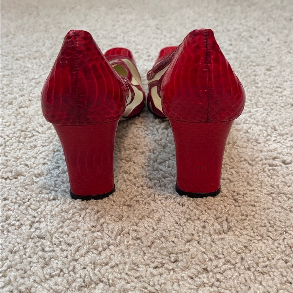 J. Renee Vintage Red Croc-Embossed Heels With Sheer Panel - Picture 5 of 7
